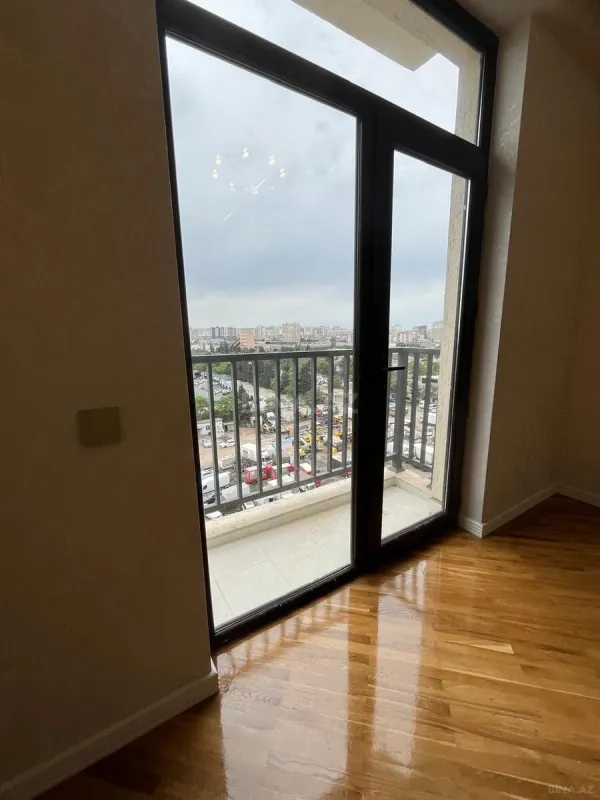 Satılır 2 otaqlı mənzil 80 m²
