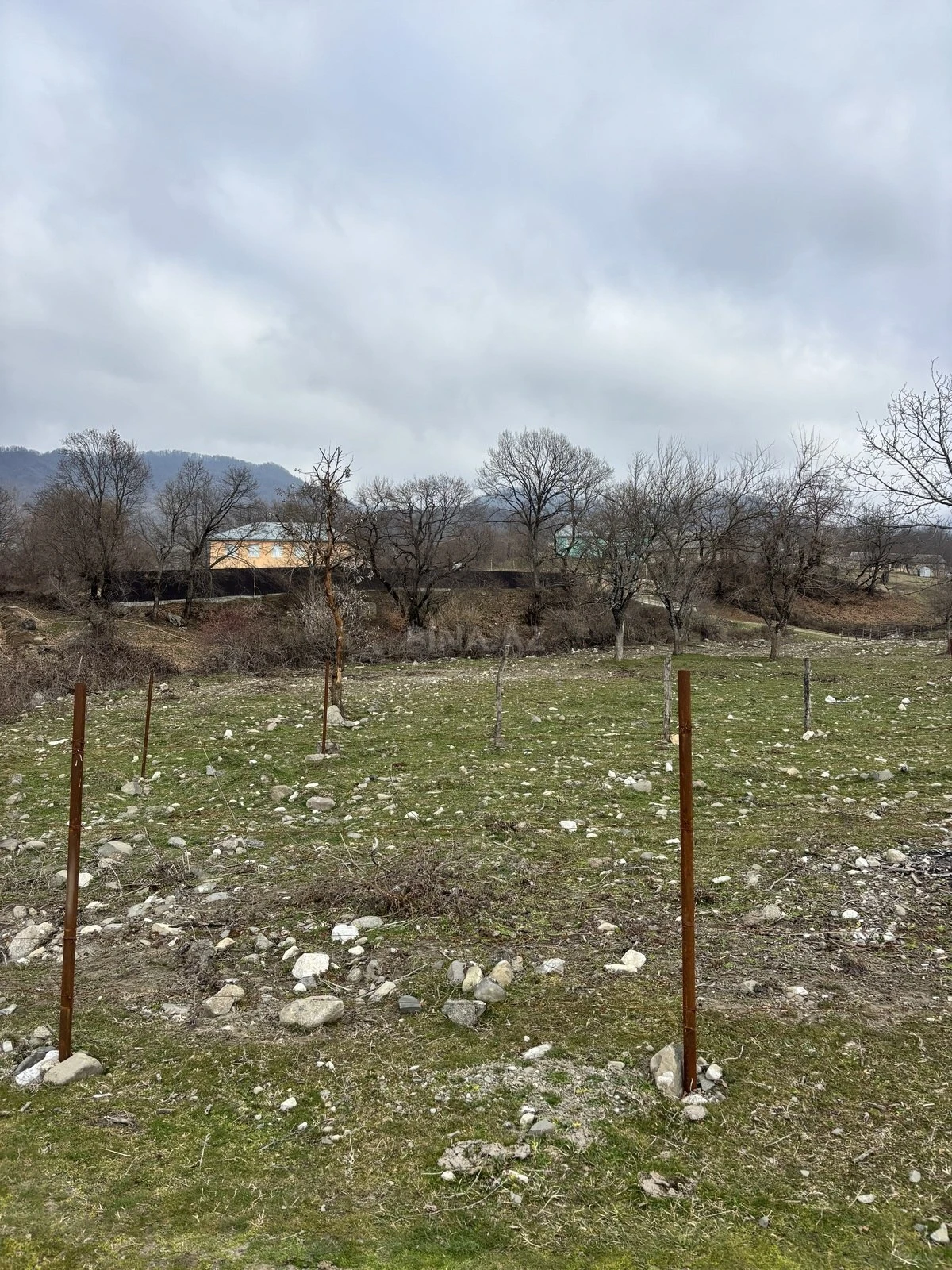 Satılır torpaq sahəsi 9 m²