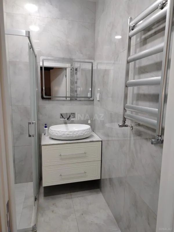 Kirayə verilir 2 otaqlı mənzil 60 m²