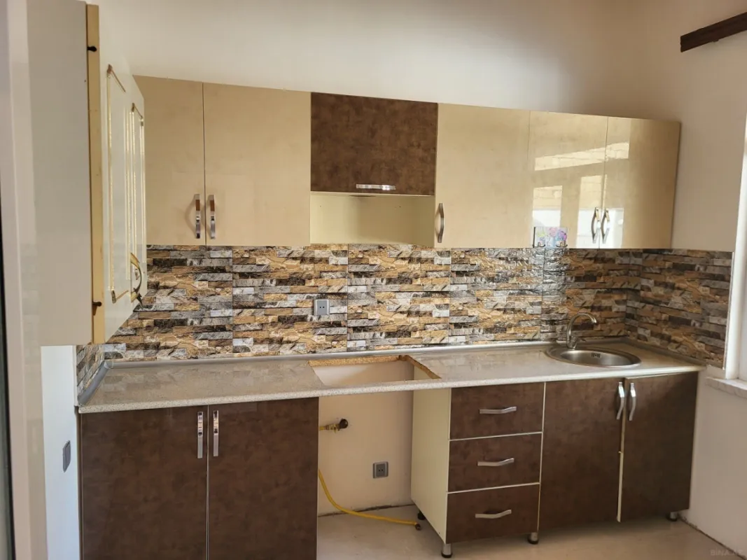 Satılır 4 otaqlı həyət evi 120 m²