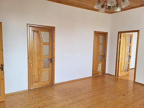 Satılır 4 otaqlı həyət evi 120 m²