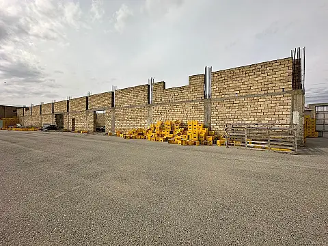 Satılır obyekt 40 m²