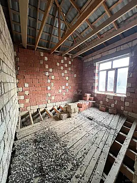 Satılır 5 otaqlı həyət evi 110 m²