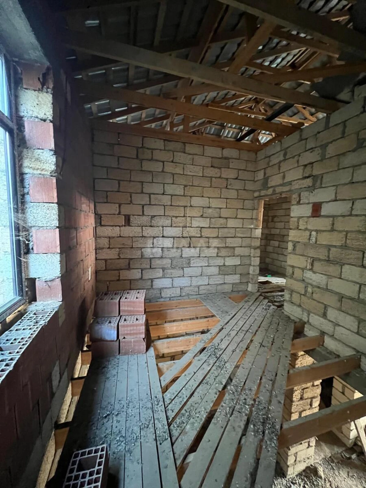 Satılır 5 otaqlı həyət evi 110 m²