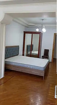 Kirayə verilir 2 otaqlı mənzil 75 m²