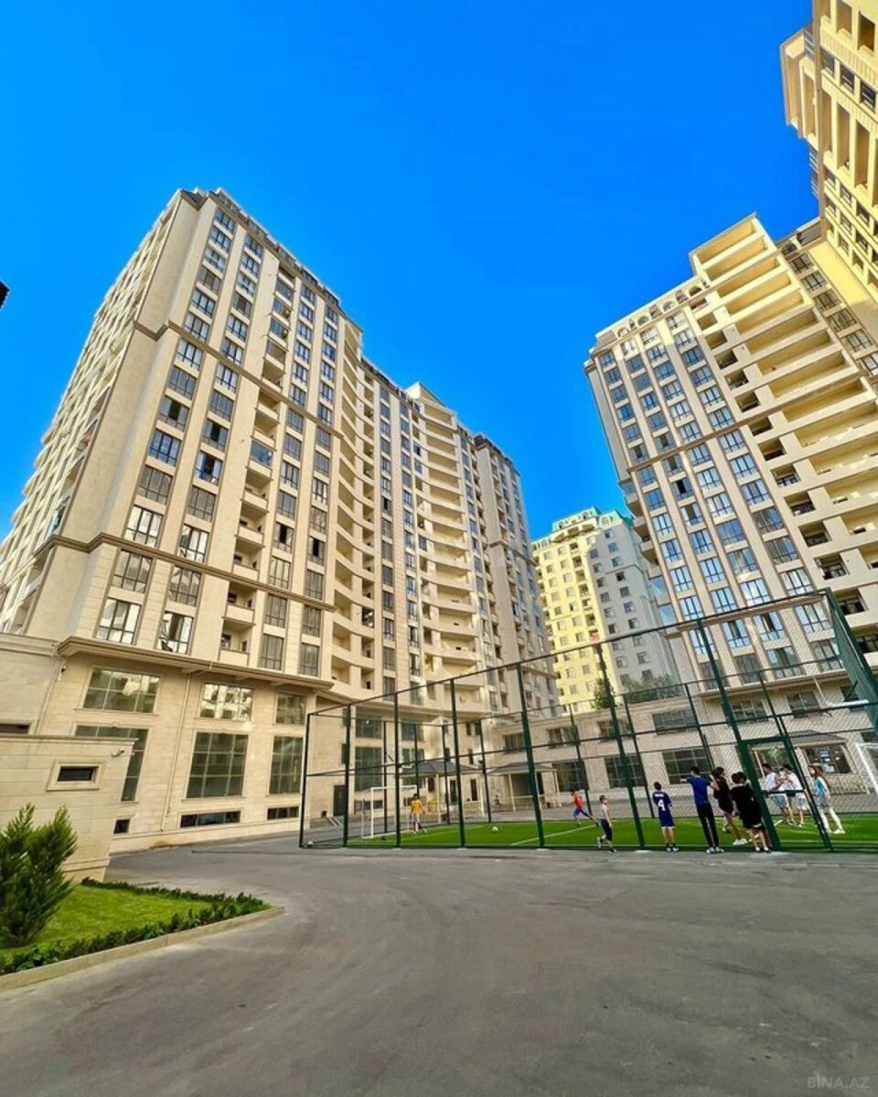 Satılır 2 otaqlı mənzil 70 m²