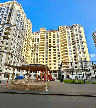 Satılır 2 otaqlı mənzil 70 m²