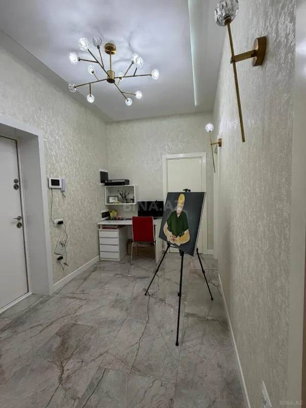 Satılır 2 otaqlı mənzil 70 m²