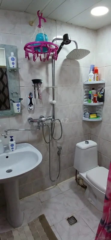 Satılır 1 otaqlı mənzil 50 m²