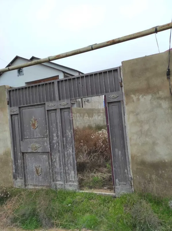 Satılır 3 otaqlı həyət evi 100 m²