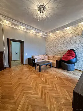 Satılır 3 otaqlı mənzil 75 m²