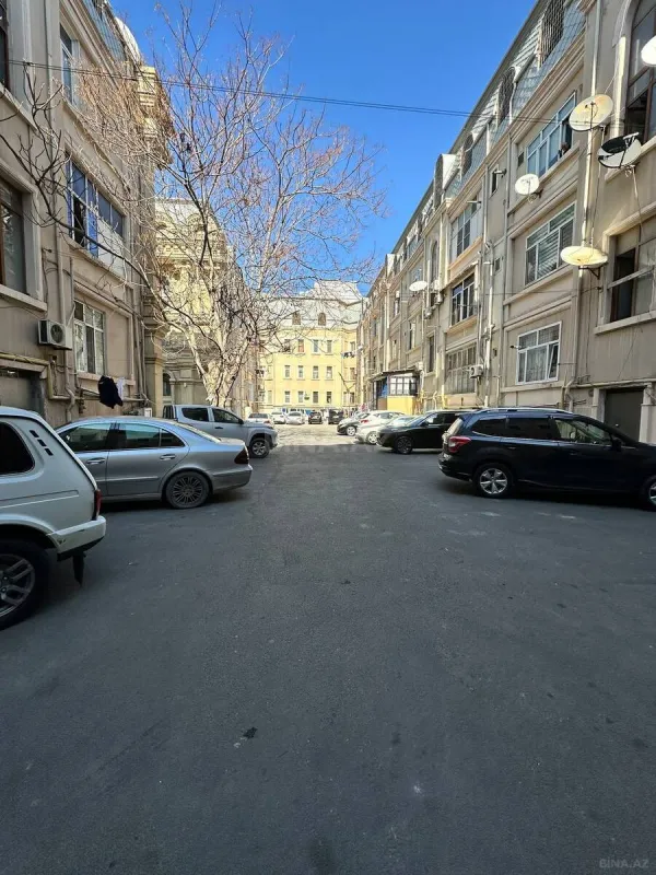 Satılır 3 otaqlı mənzil 75 m²