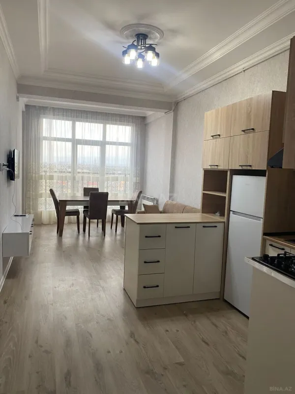 Kirayə verilir 2 otaqlı mənzil 61 m²
