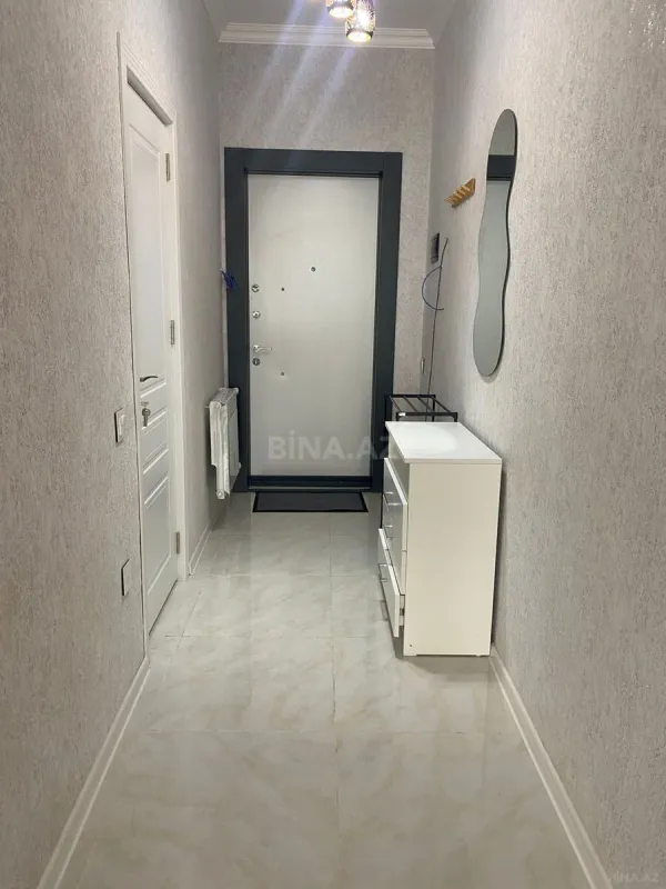Kirayə verilir 2 otaqlı mənzil 61 m²