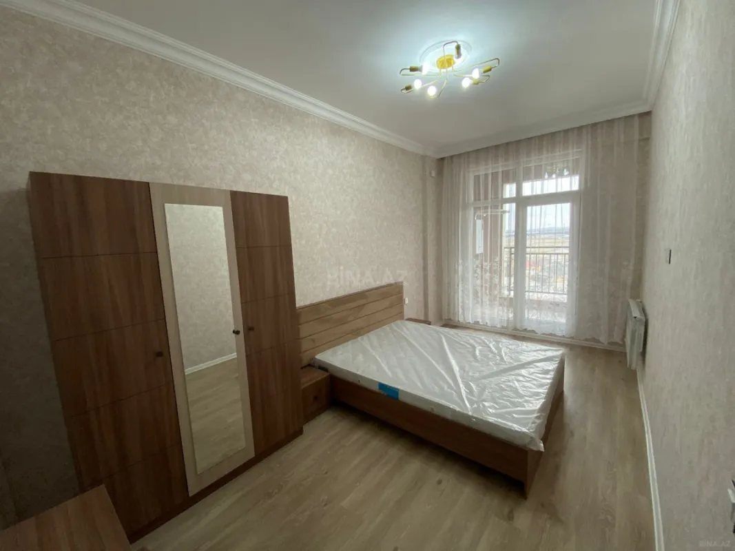 Kirayə verilir 2 otaqlı mənzil 61 m²