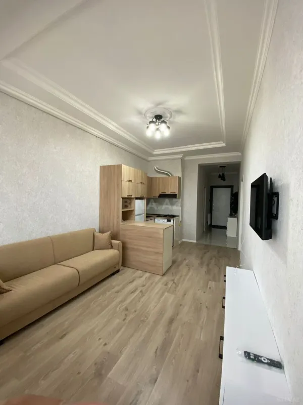 Kirayə verilir 2 otaqlı mənzil 61 m²
