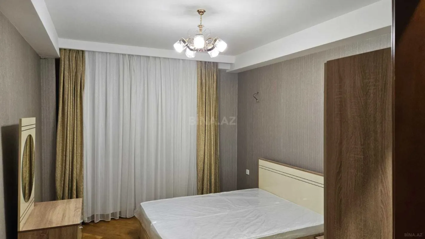 Kirayə verilir 2 otaqlı mənzil 70 m²