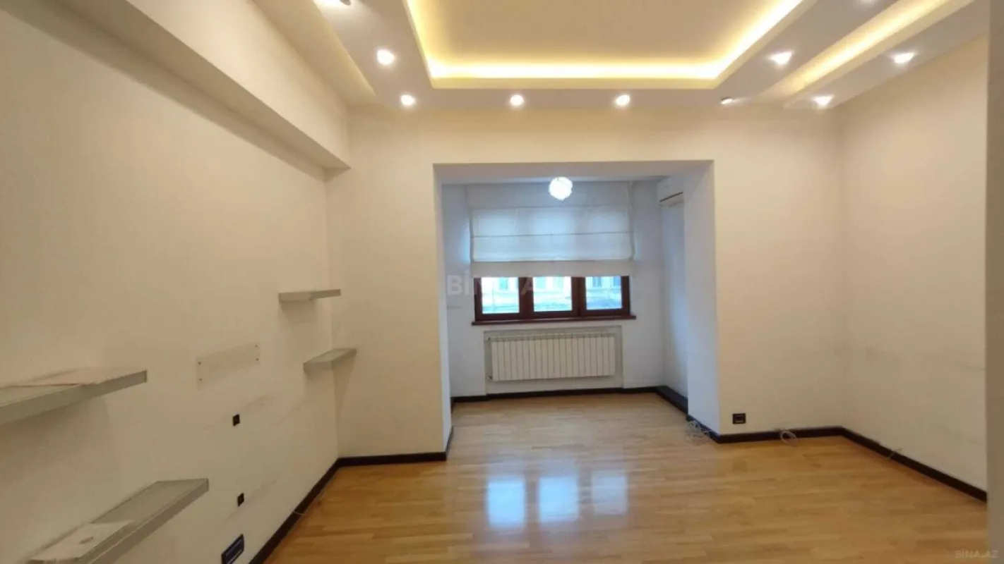 Satılır 3 otaqlı mənzil 100 m²