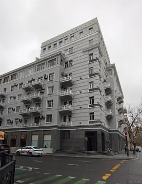 Satılır 3 otaqlı mənzil 100 m² — Bakı, Sahil qəs. 3 otaq 100.00 m²