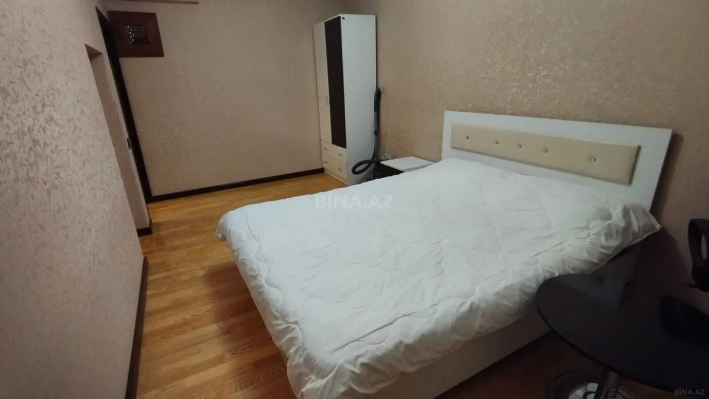 Satılır 3 otaqlı mənzil 100 m²
