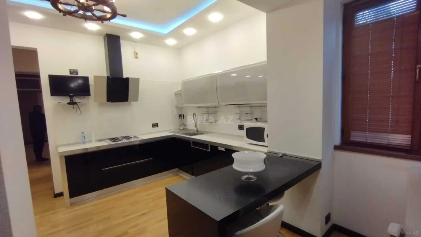 Satılır 3 otaqlı mənzil 100 m²