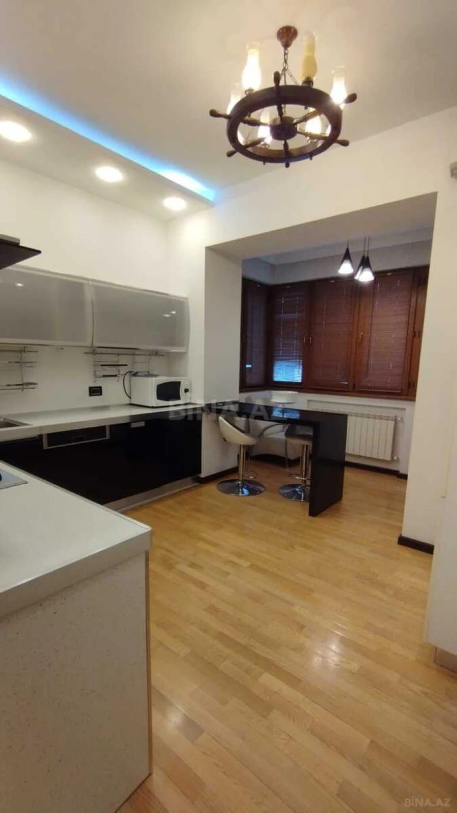 Satılır 3 otaqlı mənzil 100 m²