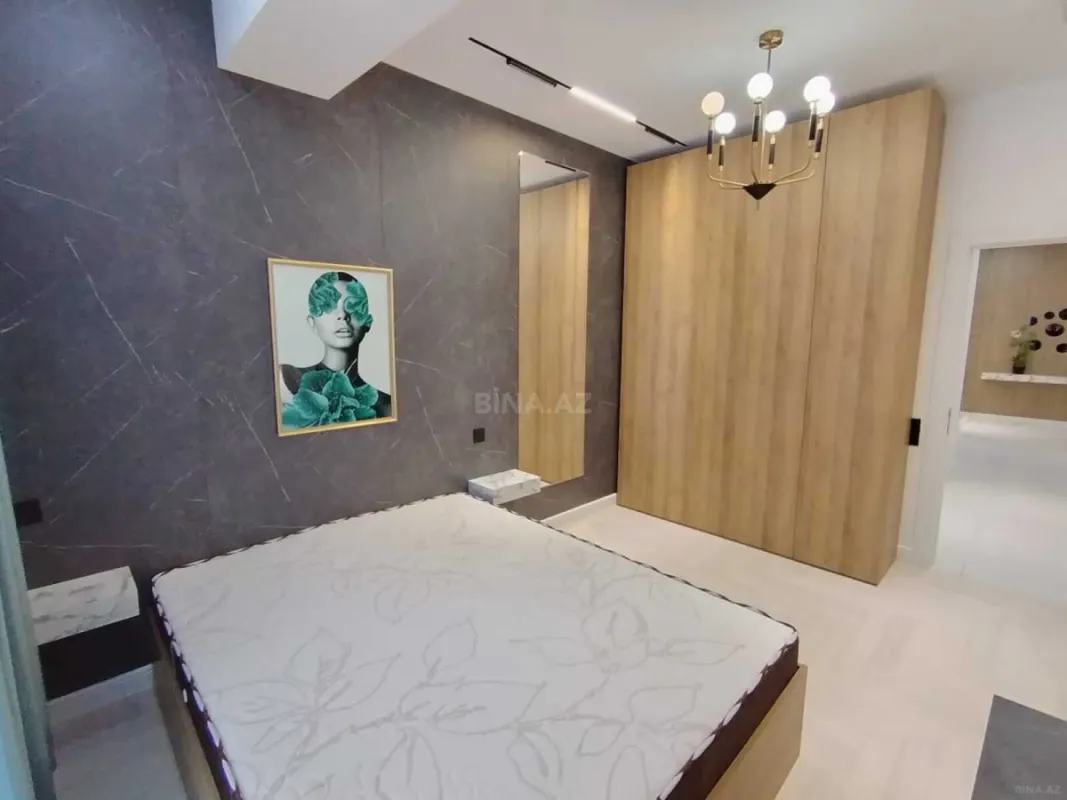 Satılır 3 otaqlı mənzil 117 m²