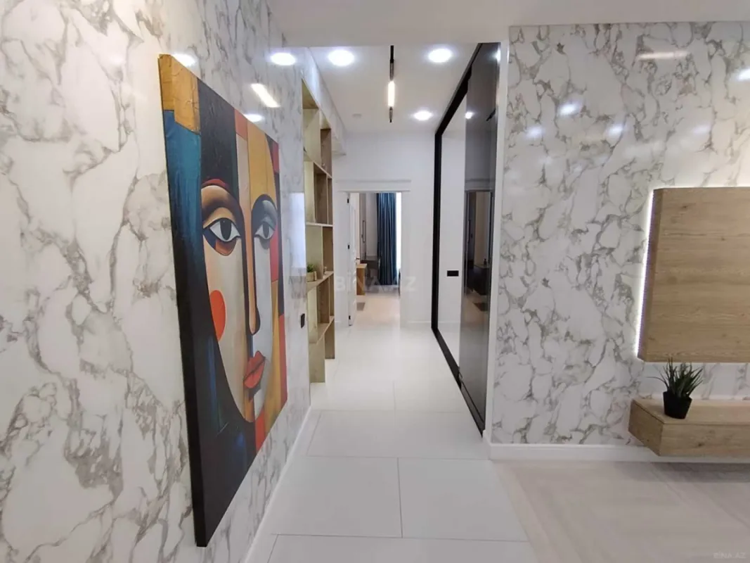 Satılır 3 otaqlı mənzil 117 m²