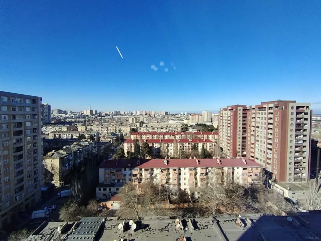 Satılır 3 otaqlı mənzil 117 m²