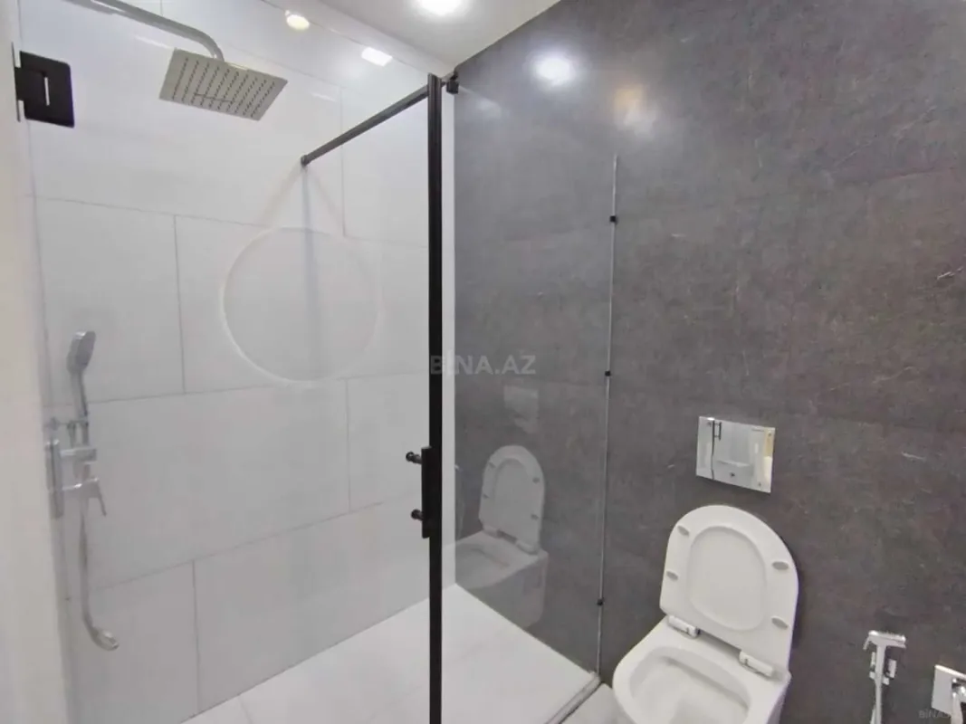 Satılır 3 otaqlı mənzil 117 m²