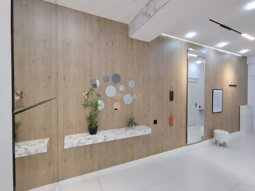 Satılır 3 otaqlı mənzil 117 m²