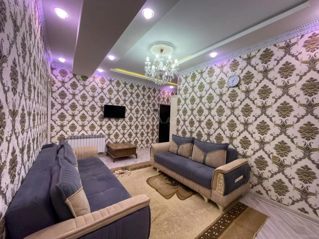 Satılır 2 otaqlı mənzil 70 m²