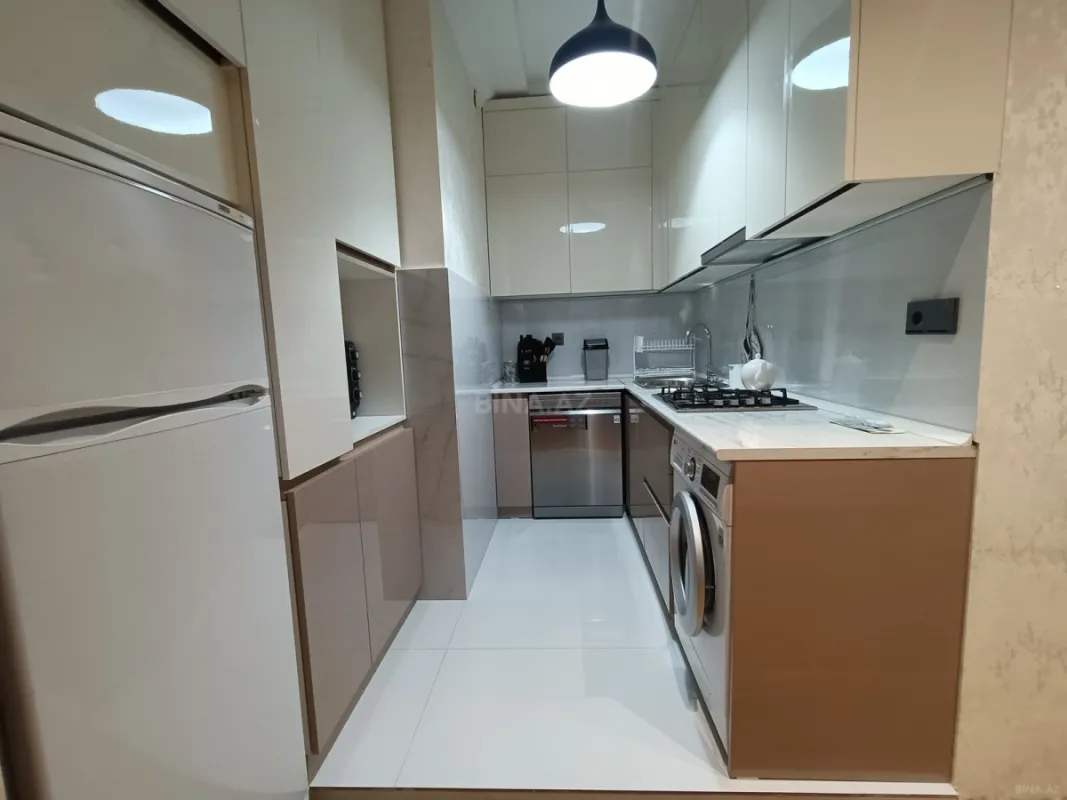 Kirayə verilir 2 otaqlı mənzil 75 m²