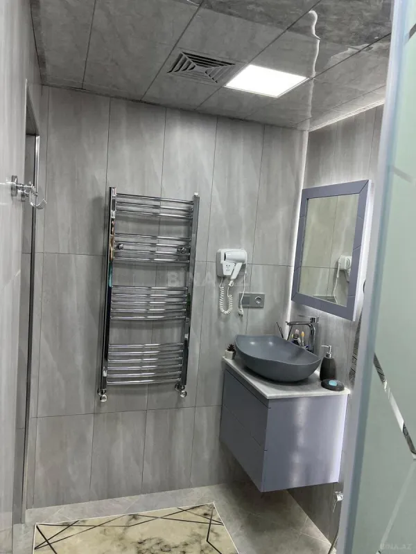 Satılır 2 otaqlı mənzil 70 m²