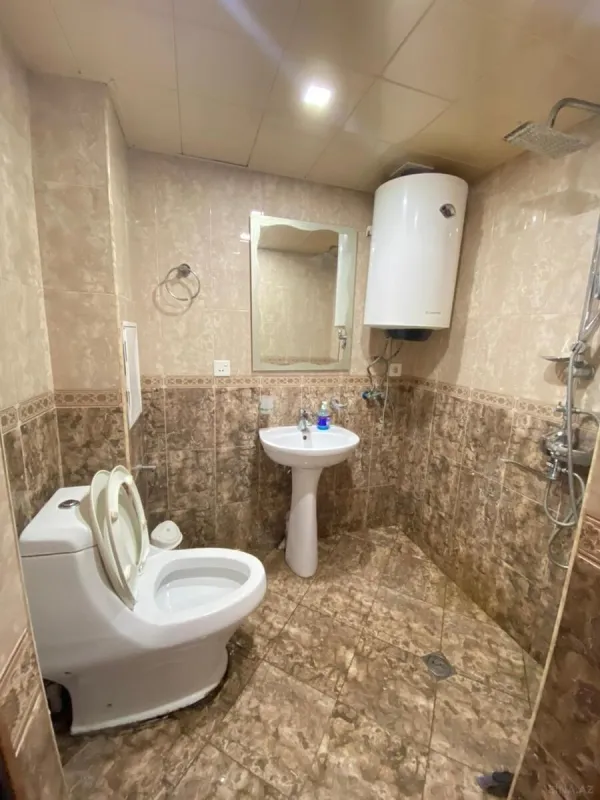Kirayə verilir 2 otaqlı mənzil 63 m²