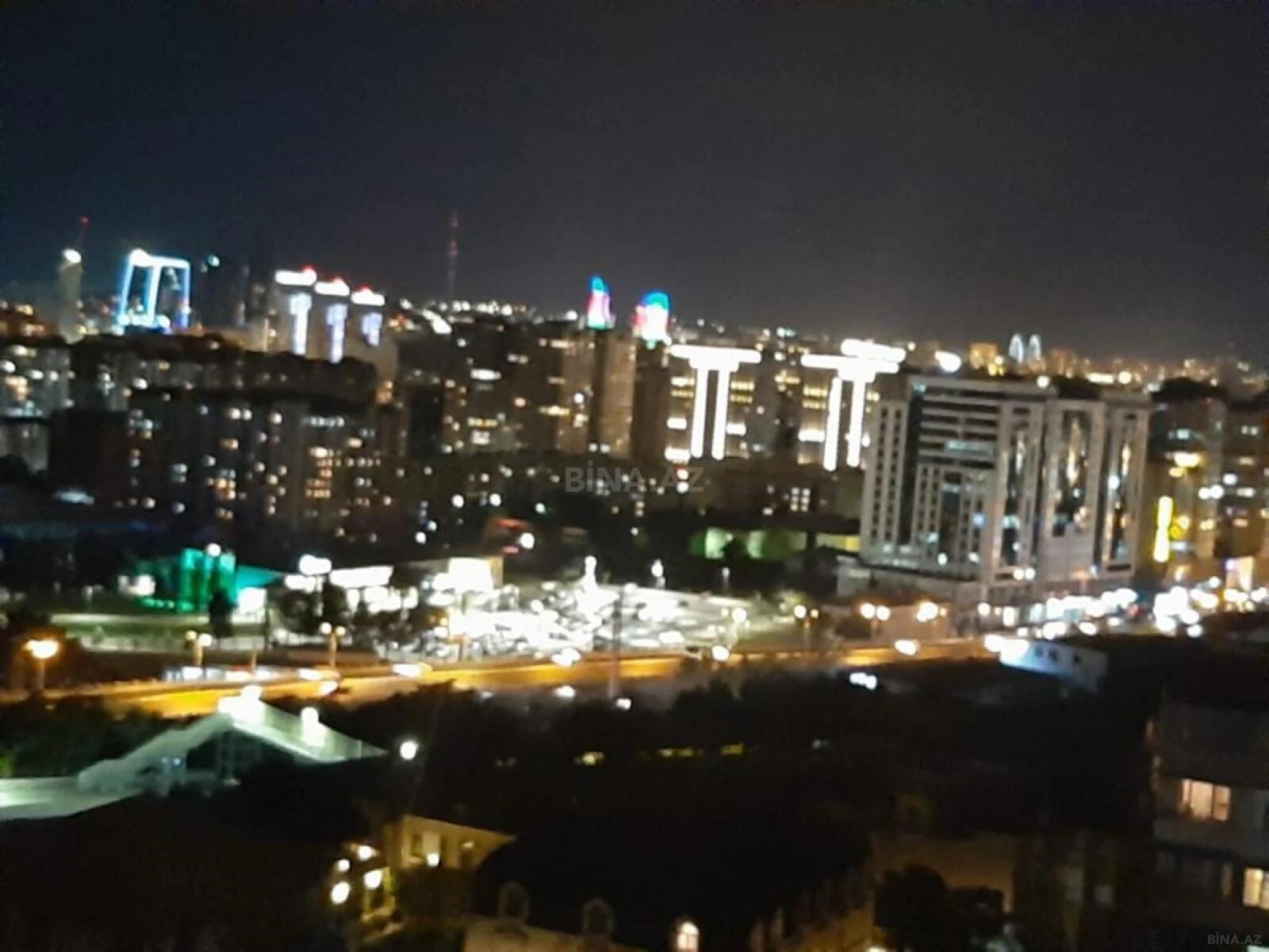 Kirayə verilir 4 otaqlı mənzil 170 m²