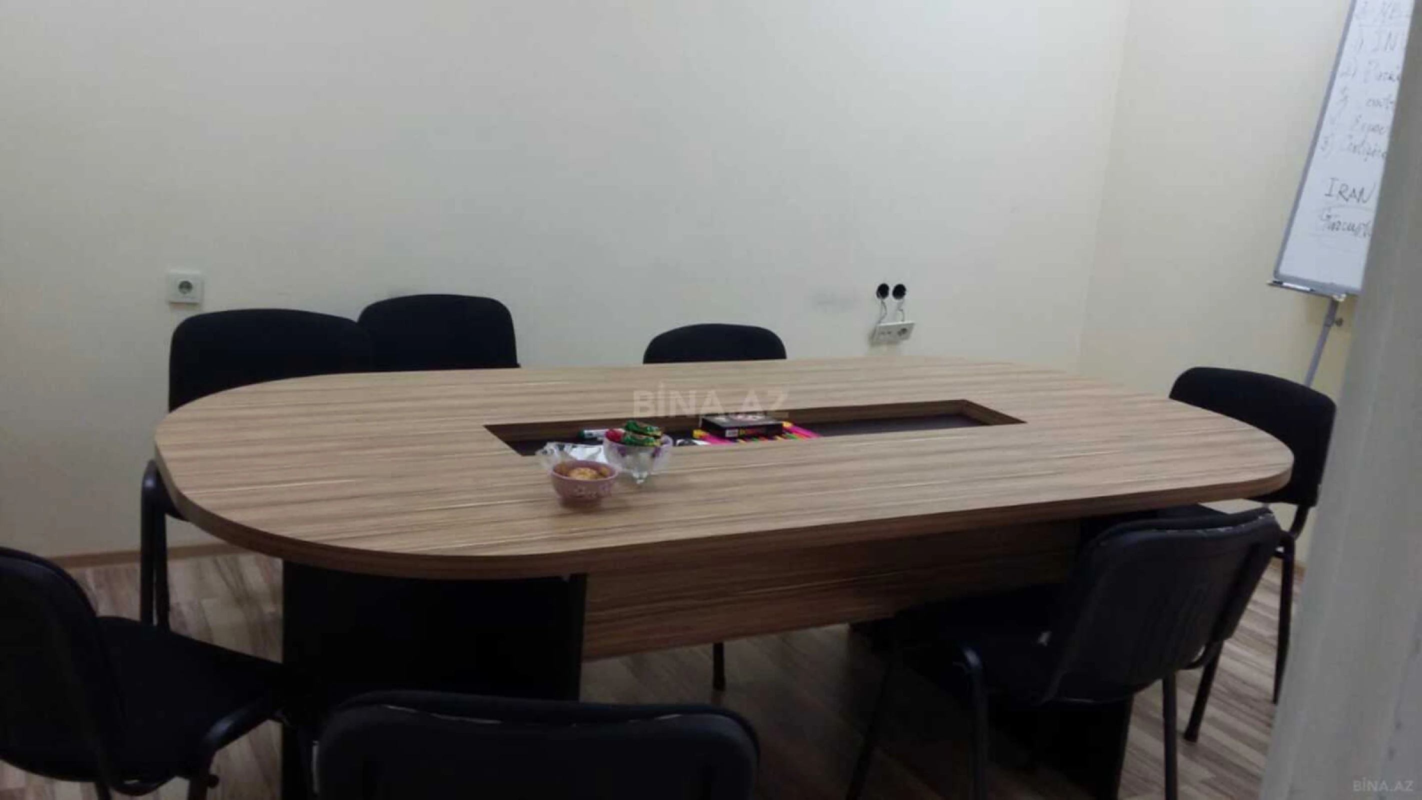 Kirayə verilir 3 otaqlı ofis 100 m²