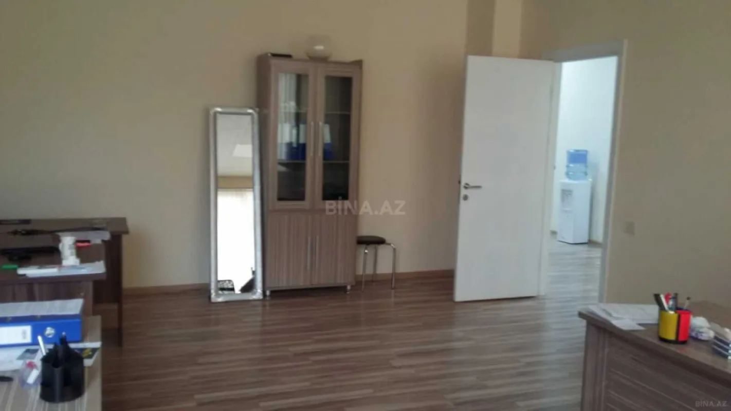 Kirayə verilir 3 otaqlı ofis 100 m²