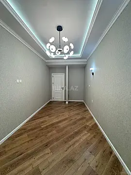Satılır 4 otaqlı mənzil 138 m²