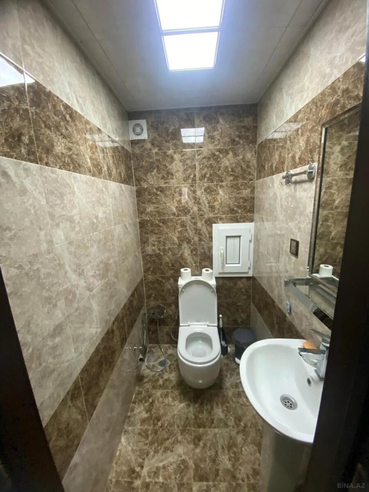 Satılır 2 otaqlı mənzil 110 m²