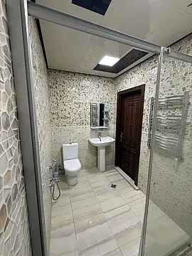 Kirayə verilir 2 otaqlı mənzil 60 m²