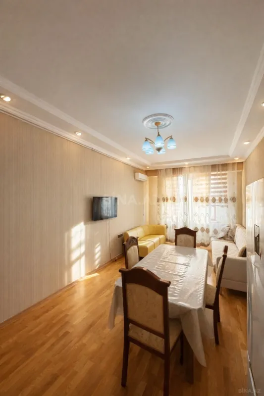 Kirayə verilir 2 otaqlı mənzil 60 m²