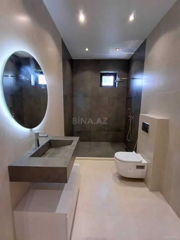 Satılır 6 otaqlı həyət evi 330 m²