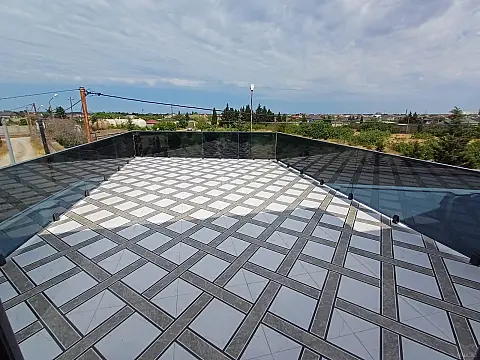 Satılır 6 otaqlı həyət evi 330 m²