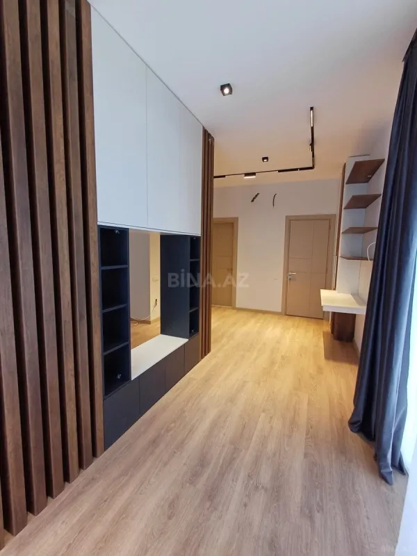 Satılır 6 otaqlı həyət evi 330 m²