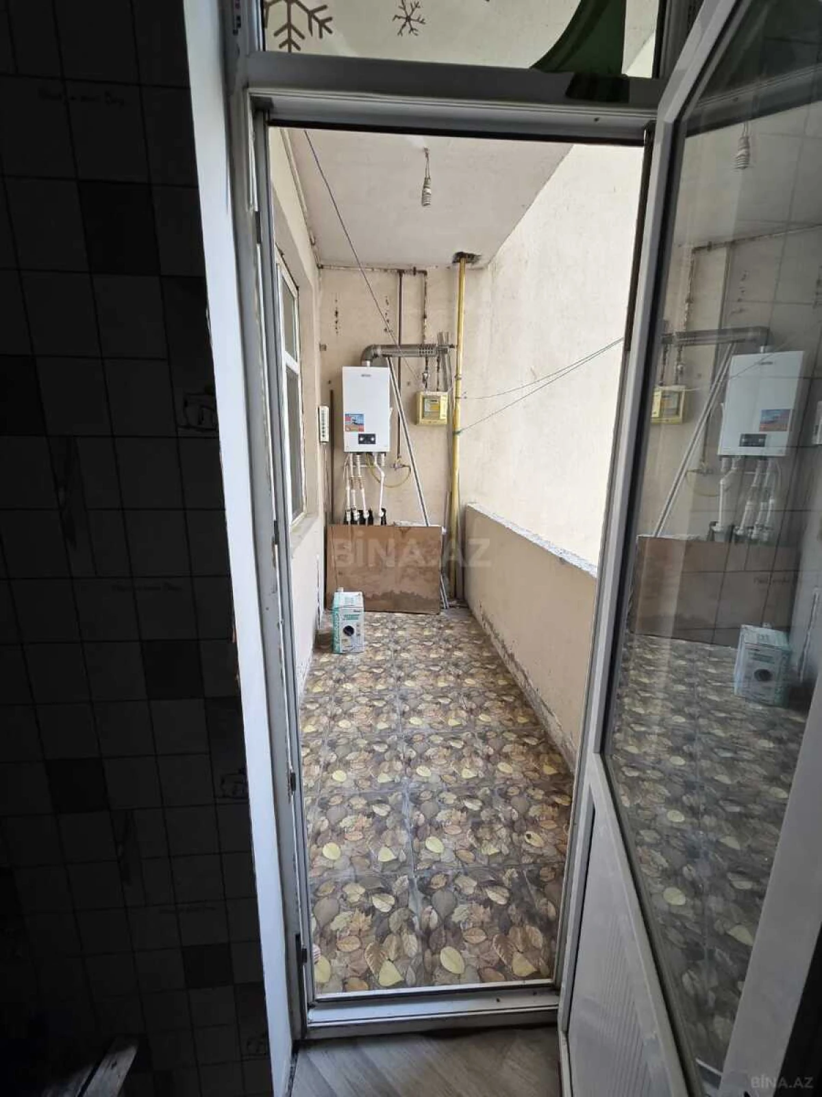 Satılır 2 otaqlı mənzil 90 m²