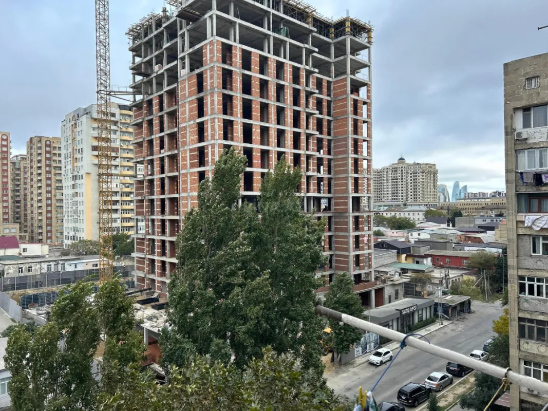 Satılır 3 otaqlı mənzil 78 m²