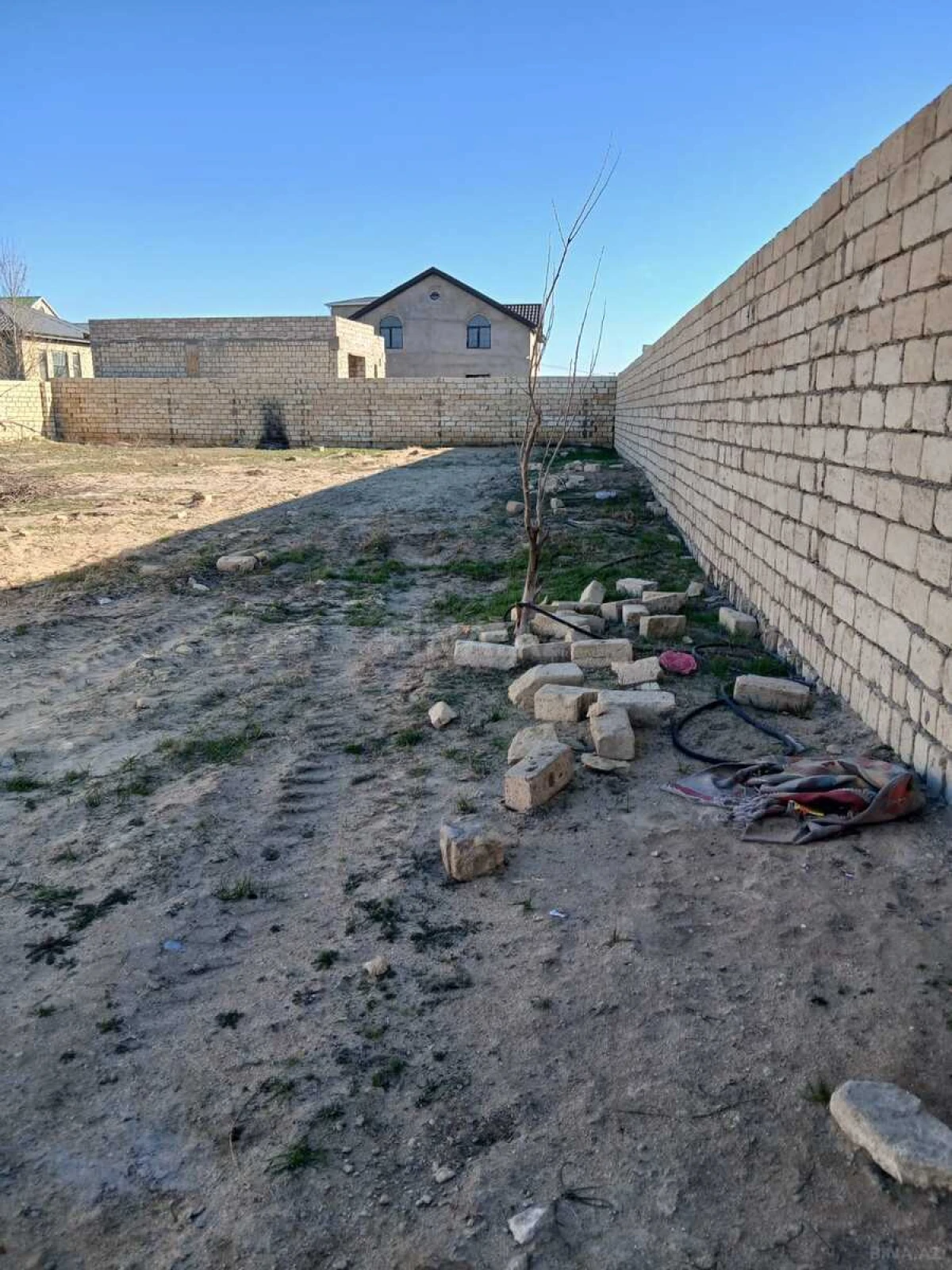 Satılır torpaq sahəsi 8 m²