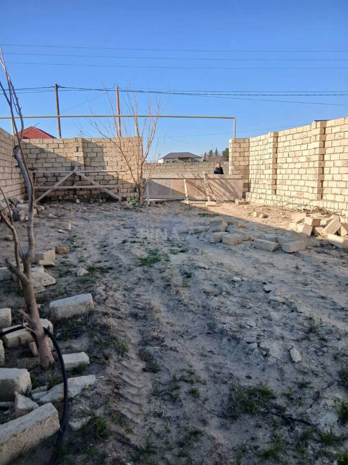 Satılır torpaq sahəsi 8 m²