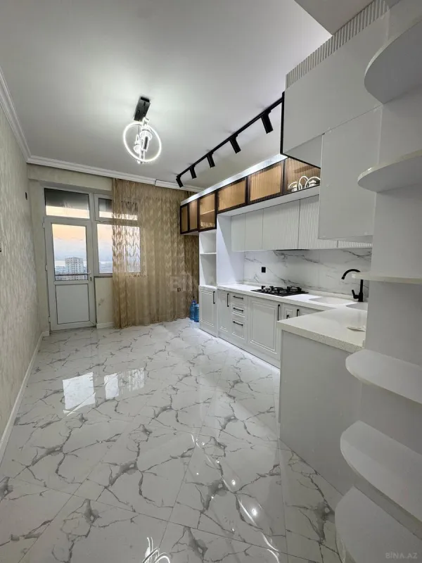 Satılır 2 otaqlı mənzil 96 m²